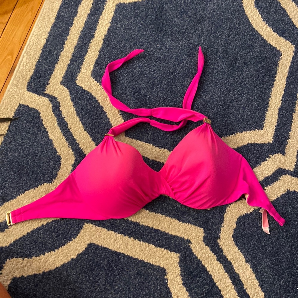 Victoria Secret 34DD bikini top